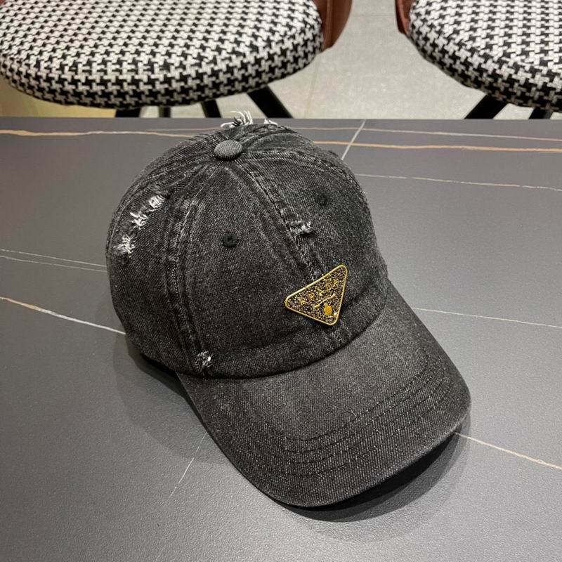 Prada cap (85)